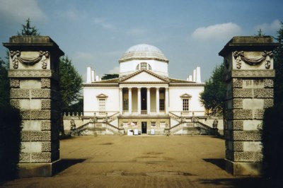 Photograph: unbekannt, 2002, Bildquelle: Wikimedia Commons, http://commons.wikimedia.org/wiki/File:Chiswick_House_136p.jpg